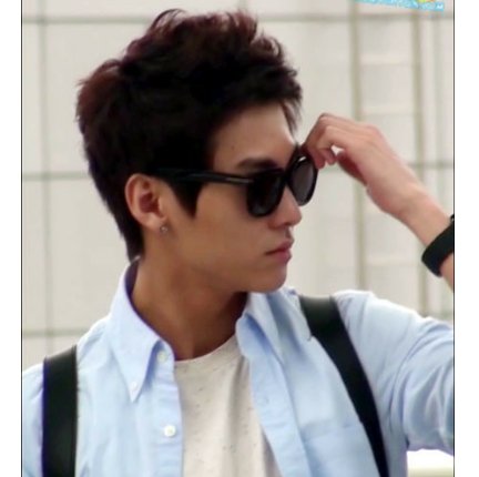 fake dorky FTISLAND's guitarist & rapper          Song Seung Hyun                                              sweetie fluffy dimple -daisy-
