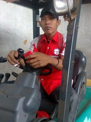 0614f6551fba4d7's profile picture. g.  paen.  nh