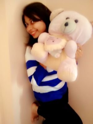 Love Music love nature love travelling love food love chocolates love icecream
Believes in friendship forever... 
Love my self...