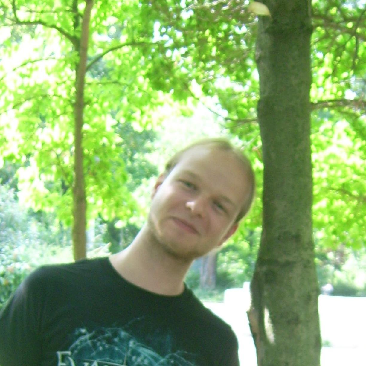 I have approximate knowledge of many things. Soft. Vanilla. HSP. In praise of idleness. =)