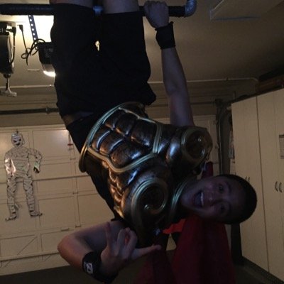 DeanKawakami's profile picture. DYEL?