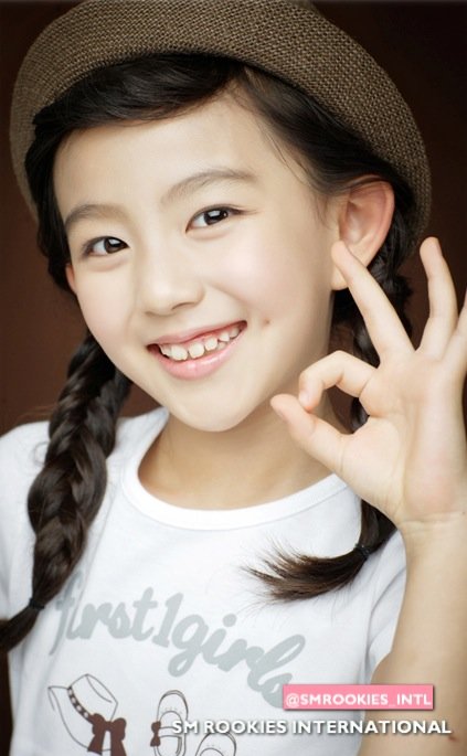 Red Color| 2003Line| [@HighSKY_ENT]| SM Rookies| Midwife| ELF World :)) ~_~ http://t.co/4ECoR8iGzu @WiwonkElf