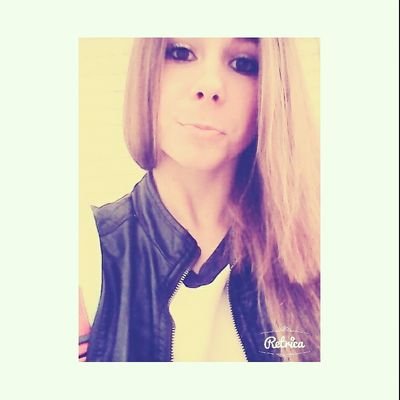 Nivel 18 desde 97. Queremos lo que no tenemos, y perdemos lo que más queremos. Siempre con una sonrisa, aunque sea más falsa que el dinero del monopoly.