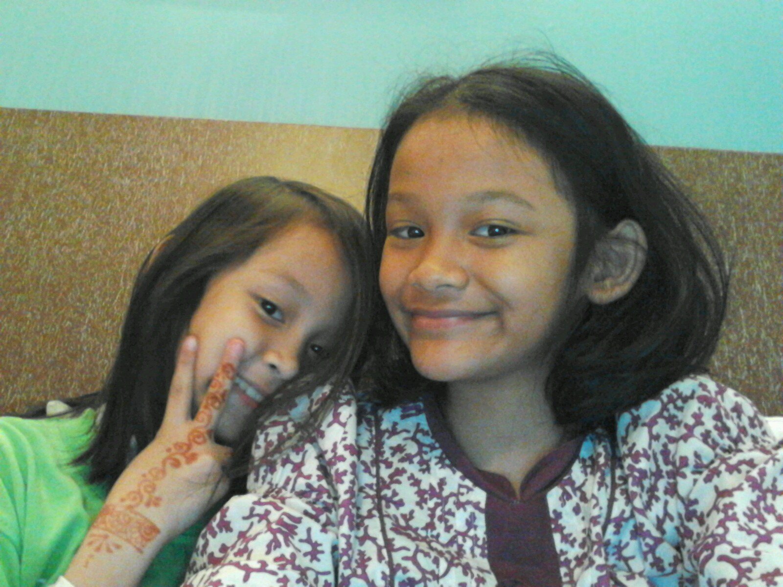 Follow my new twitter @Shaa1304 mention for followback :)
