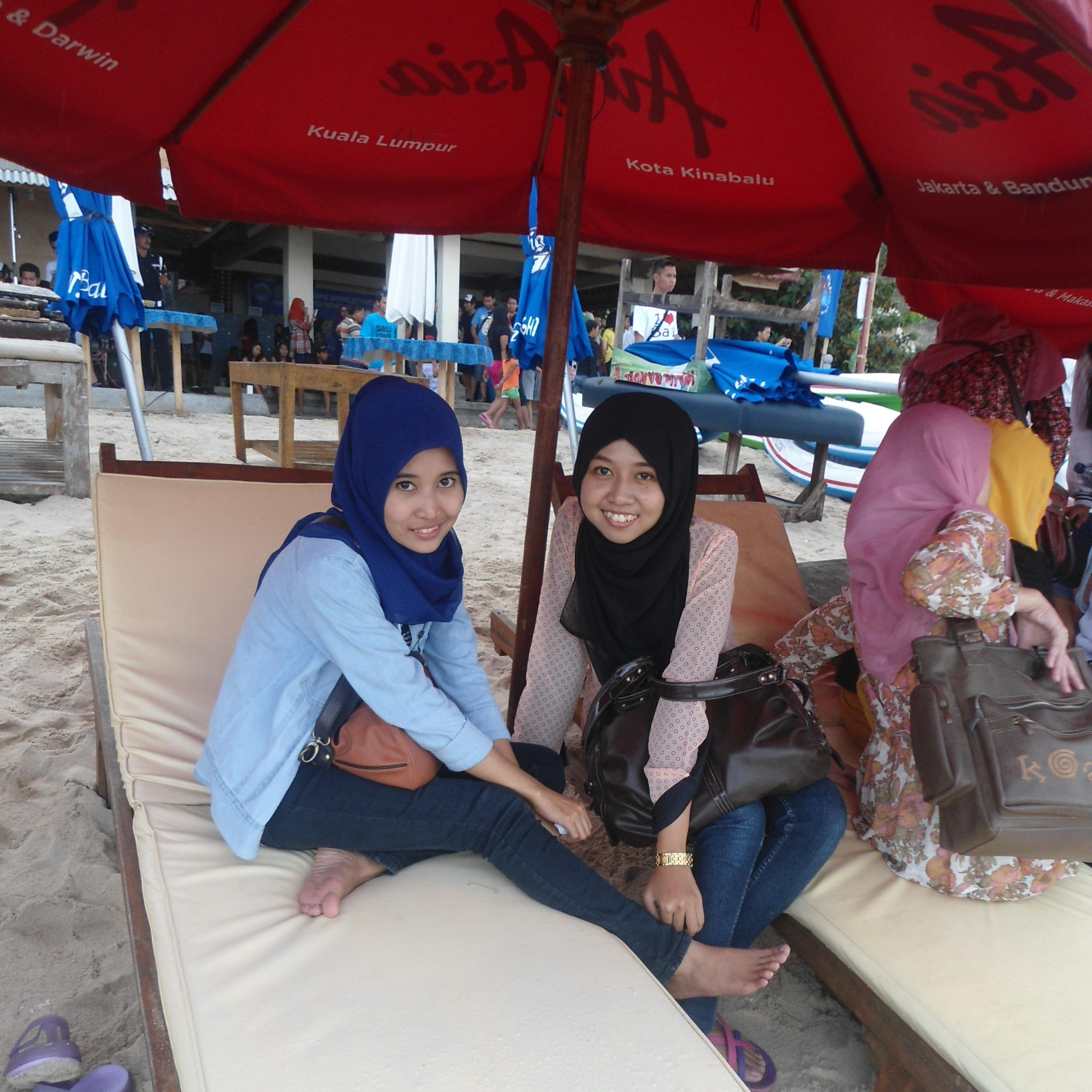 TantriPuji's profile picture. Student of UNEJ // I sincerenly love Allah and Muhammad :)