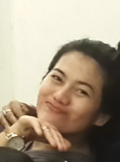 aku seorng guru n singer dn istri dr mr gomarihmar
