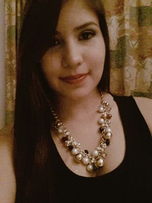 Sé feLiz  .                                                          Estudiante de Ing. Comercial