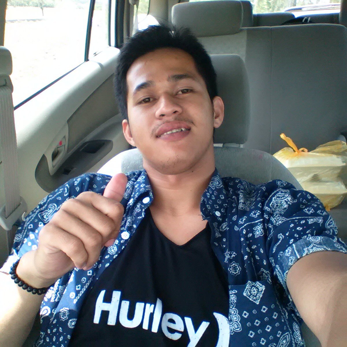 candraishak25's profile picture. @andiesse1236