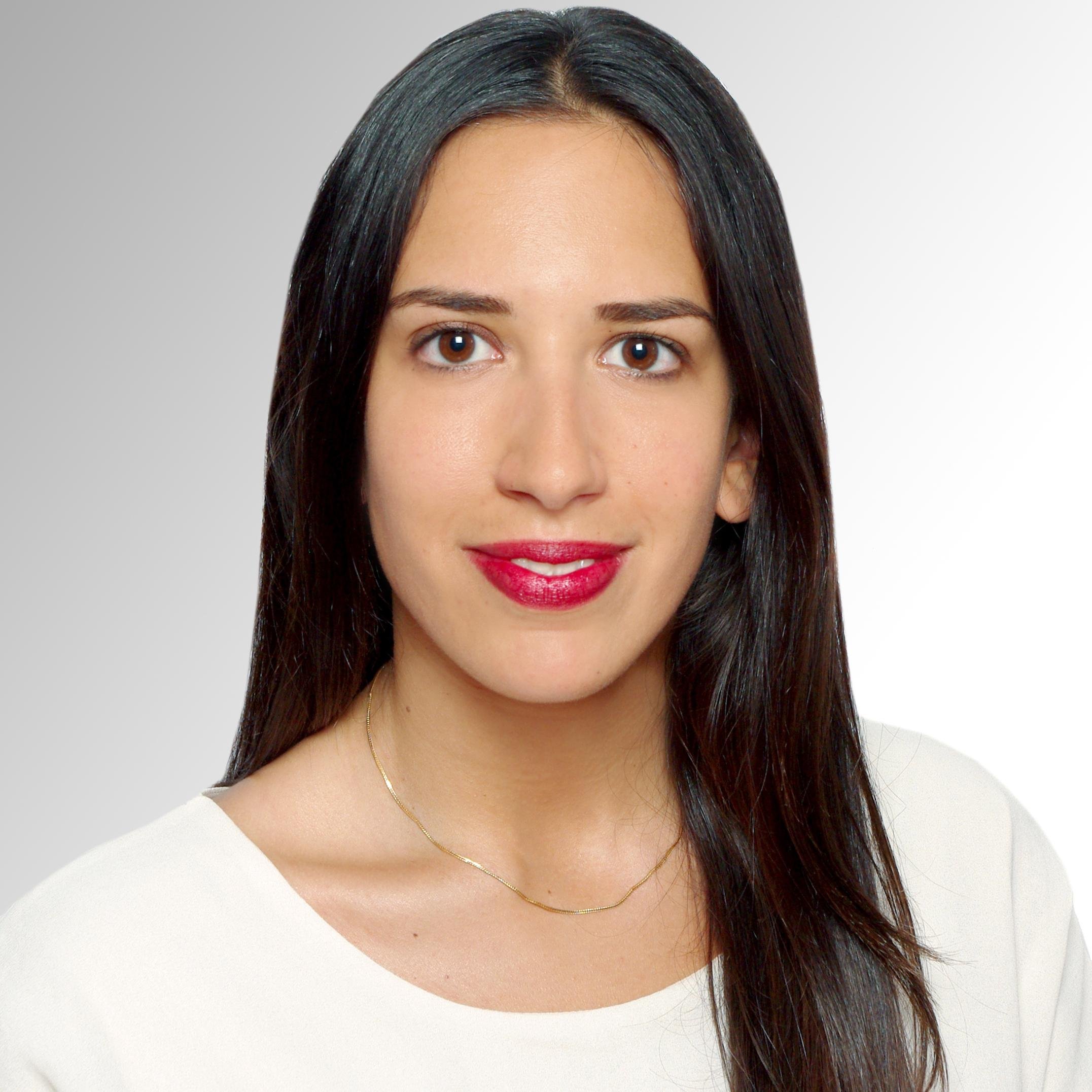 EmmanuelleMathi's profile picture. PR Consultant / Corporate communications / Political candidate with @mera25_gr in last elections in Greece / #passionnée de #communication et de #politique