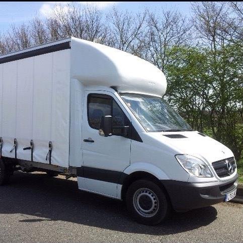 Surrey based man and van moving service covering all local areas. http://t.co/8jG16aXdPB