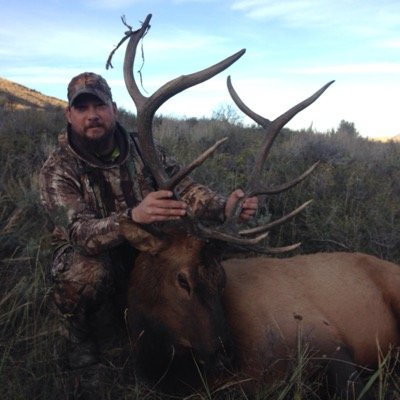 I'm married , Im a machinist at B&R productions . Love to hunt and fish. I'm 100% all American , southern country boy.