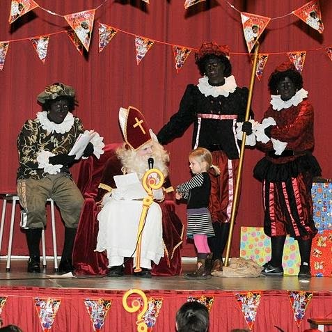 zwartepietpak's profile picture. TE HUUR