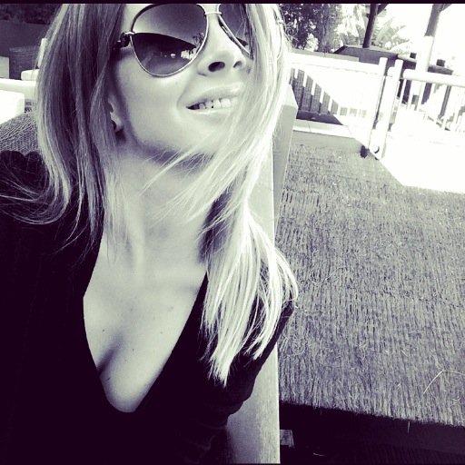 DVJ ELECTRA - DJ, Singer, Actress, Investor, Business owner, Business coach. I have a great passion to make financial education available to everyone in Russia.