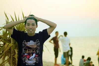 Hidup layaknya bersepeda, kita harus bertahan agar tak jatuh.