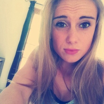 Le meilleur moyens de realiser l'impossible est de croire que c'est possible.                                       Alice au pays des merveilles.