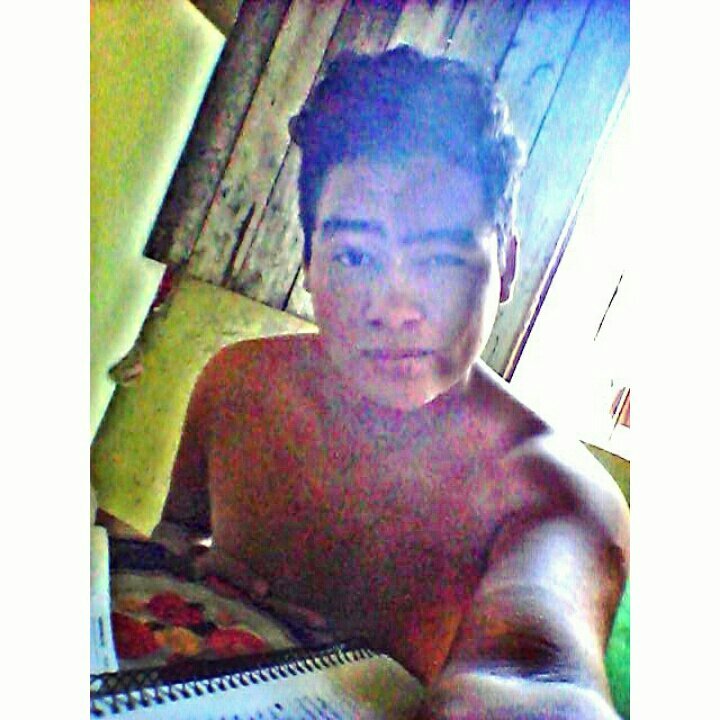 ficaria mas lindo se estivesse azul ↑ #Instagram: @coealezito