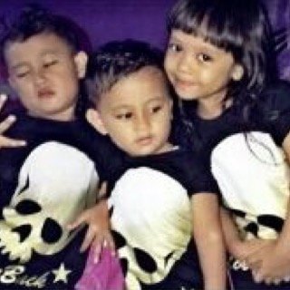 leezaaurel's profile picture. Wife is the best... :)