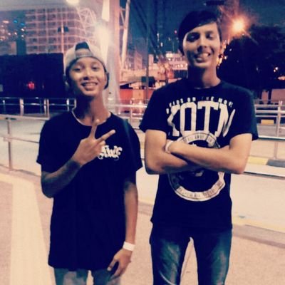 wechat id - aliff_hardcore          Taken by Anis sofea love you bucuk :*