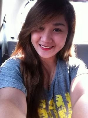 2nd Year College | BSBA - FM | 18 | Married to Patrick Azarraga | Mommy ❤