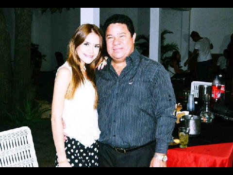Lcdo. en Contad. Publ. Especialista en Tal. Humano y Tributario. Gte Farmacias Nvo. Siglo Fiel Creyente d Dios  y la Divina Pastora Patrona d los larenses.