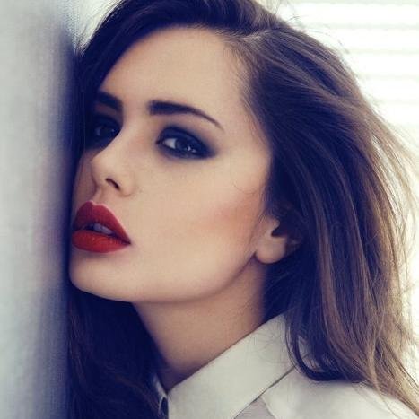 I'm Marissa, there's not a lot to say about me..but I'm kind of lonely. And I have a bad side..#Single #Witch #RP