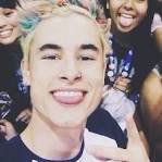 free follow from @o2lskittles - it would be nice if you followed that accound instead