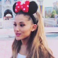 arianaagrandeer's profile picture. -My goal is simple is just to make ari smile ♡♡- Ari notice me 1x in my other account that was suspended-