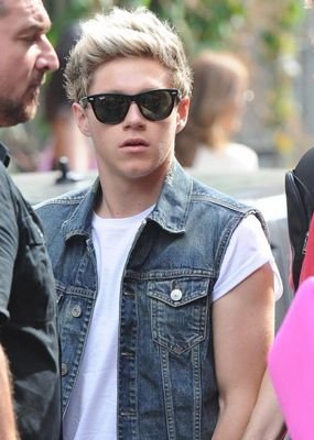 Niall saved my life! Directioner and 5SOSFAM for life! We are legends! Directioners are family! Only fandom that has one every award nominated for! #Narry