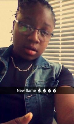 I love music and im all about making money & chasing my dreams i wanna become a producer  age:17 years wildin