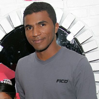 De Teofilo Ontoni,MG♧
Em Vitória da Conquista - Ba☆
2.7 ★ Est Civil: FELIZ