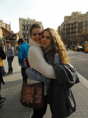 New Youtubers and Crazy Friends!
Follow us, we follow back:) 
Thanks for ur suport and ur love!