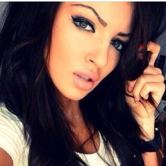 DM Your Beautiful Pictures (Afghans& Surrounding countries) #FollowBack