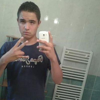 pierreguichar18's profile picture. 