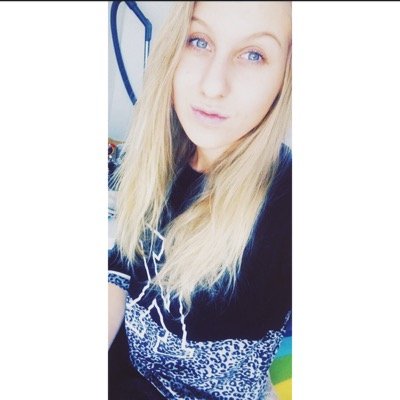 ruuubsx's profile picture. don't let your struggle, become your identity.