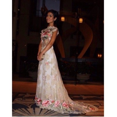 femaleweeknd's profile picture. 