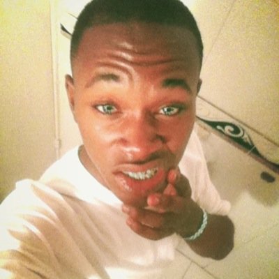 yes iiam lucky iiam blessed...Yess..!!!..Clap fah the heavy waiqqht champ ...Me..But i cuddnt do iit all alone We...