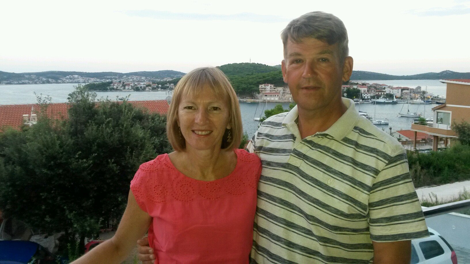 AdrianJewitt's profile picture. happy dad. legal marketing bod. Cyclist with aspirations. Once decent skier surpassed by three kids I trained. Taking up sailing instead.