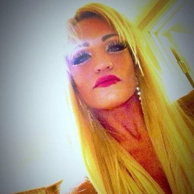 KatRenee2's profile picture. 