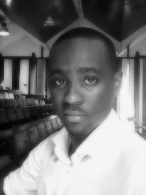 i'm a gud guy...fun 2 b wit,likes to play#winks..just ff me nd i ff bck #peace