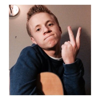 JAKEPROMO22's profile picture. since i gave you a free follow, please go help make my dream come true and follow @theJakeBrewer // one click can make my day, thank you :)