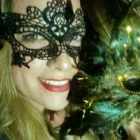 Rebecca W (@toylova) 's Twitter Profile