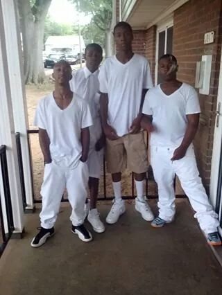 #BlackMigo T.B.E 800 #S.B.G #SouthSide Nigga Till I Die Follow Me and My Cuddy @ASTRONAUTFLOCK