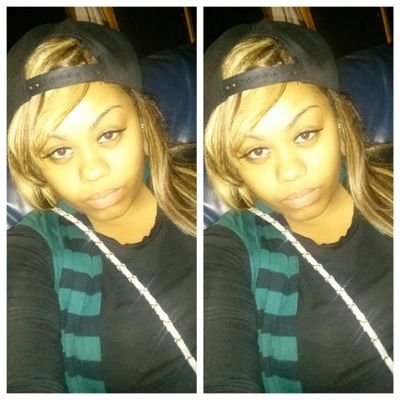 parent of De'Veyah Lee-anne. Loving my Spoiled bratt.