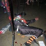 Laetiii35's profile picture. Association de chasseur de clowns. Politique d'extrème droite et casseurs de libertés. 
Photo de clowns en sang dispo sur notre blog en ligne.