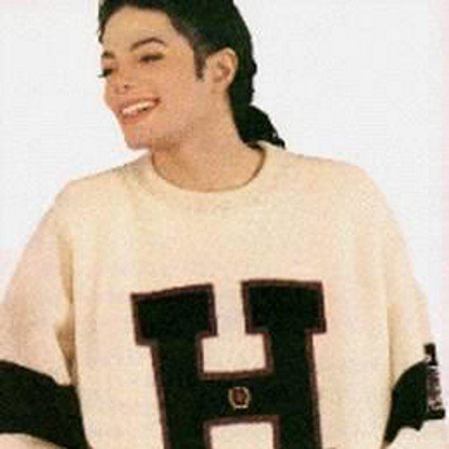 leilaniperez9's profile picture. Here comes my favorite time of the year ⛄❄ .MICHAEL JACKSON IS A FIRST PRIORITY  #beLIEver