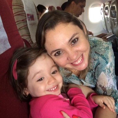 mrsnakahara's profile picture. Deus 🙏🏻Familia 👨‍👩‍👧Enfermeira👩🏼‍⚕️ Fã do meu país 🇧🇷 Amo Viajar 🛫 Games 🎮