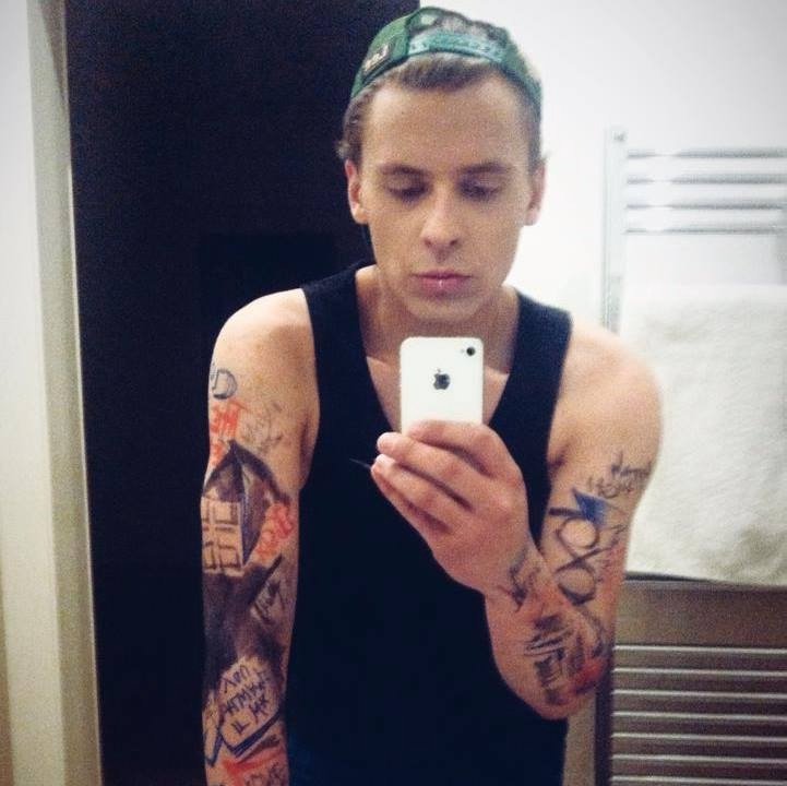 loveartfreedom's profile picture. Editor at ELLE Magazine | Freelance Stylist