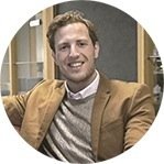 En kreativ doer som tar idéer till verklighet. Bloggar om att tjäna pengar på Instagram.