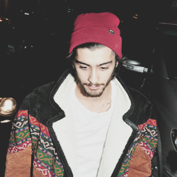 spacebunzayn's profile picture. 5/5 selfies are the things that make me strong