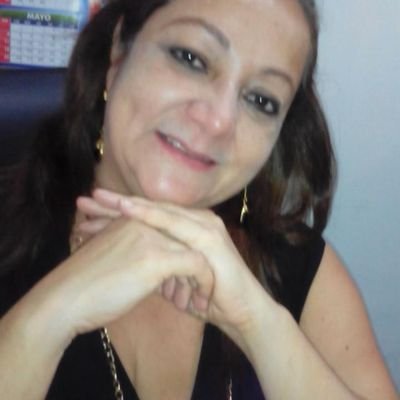 Soy una mujer sincera que lucha dia a dia por conseguir lo que quiero,trabajo en una Ese Hospital parte administrativa,soy viuda....